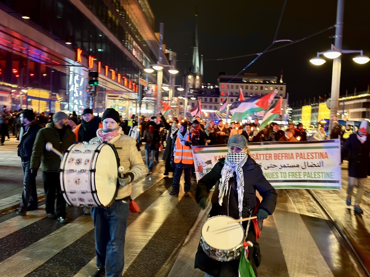İsveç'in başkenti Stockholm'de Gazze halkıyla dayanışma için Filistin'e destek gösterisi...