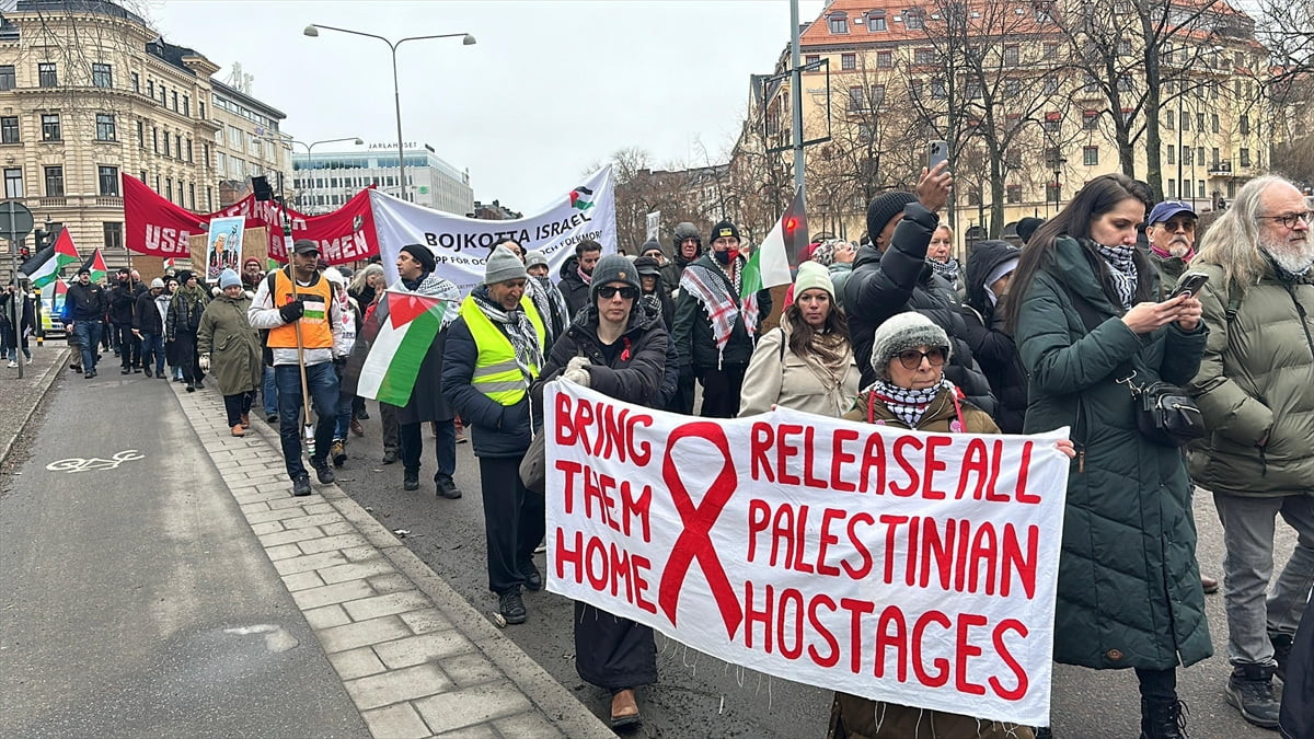 İsveç'in başkenti Stockholm'de, İsrail’in Batı Şeria’nın bazı kısımlarını ilhak planı ile yasa...