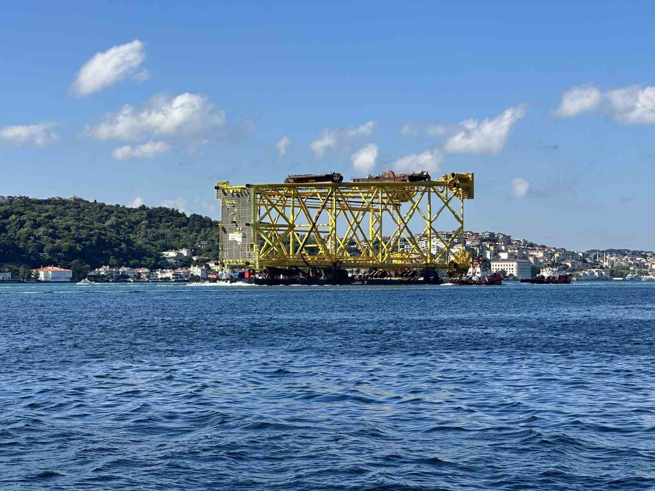 İTALYA'DAN ROMANYA'YA GİDEN VE LİBERYA BAYRAKLI AÇIK DENİZ RÖMORKÖRÜ "PACIFIC DUCHESS" TARAFINDAN...