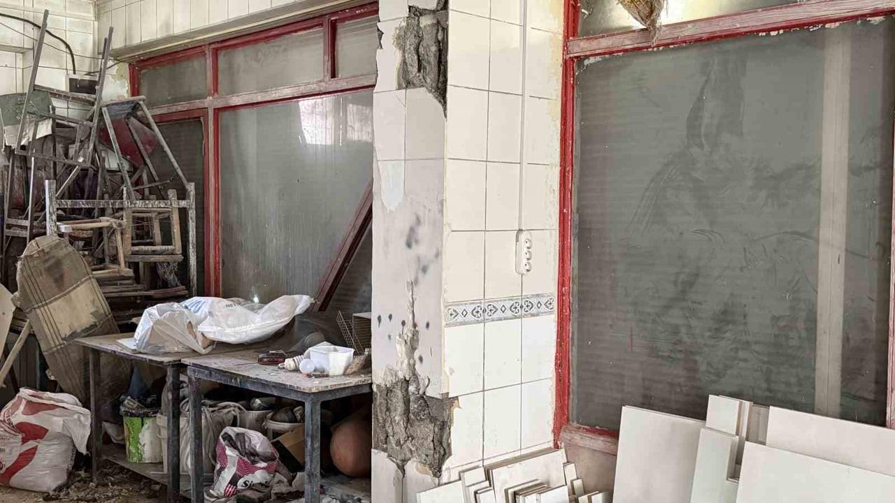 İYARBAKIR'IN MERKEZ BAĞLAR İLÇESİNDE 51 KİŞİNİN, KOLONLARINDA ÇATLAMA SESİ DUYULMASI ÜZERİNE...