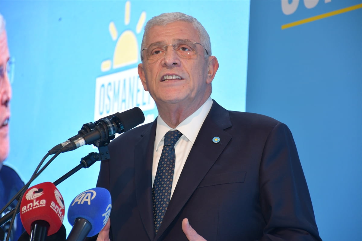 İYİ Parti Genel Başkanı Müsavat Dervişoğlu, Bilecik'in Osmaneli ilçesinde düzenlenen iftar...