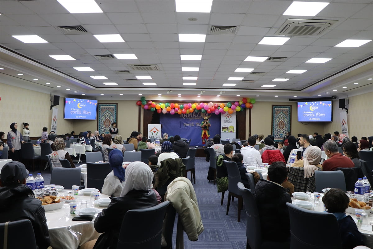  İyilikhane Çocuk Derneği, ramazan ayının paylaşma ve kardeşlik ruhunu yaşatmak amacıyla 17. kez...