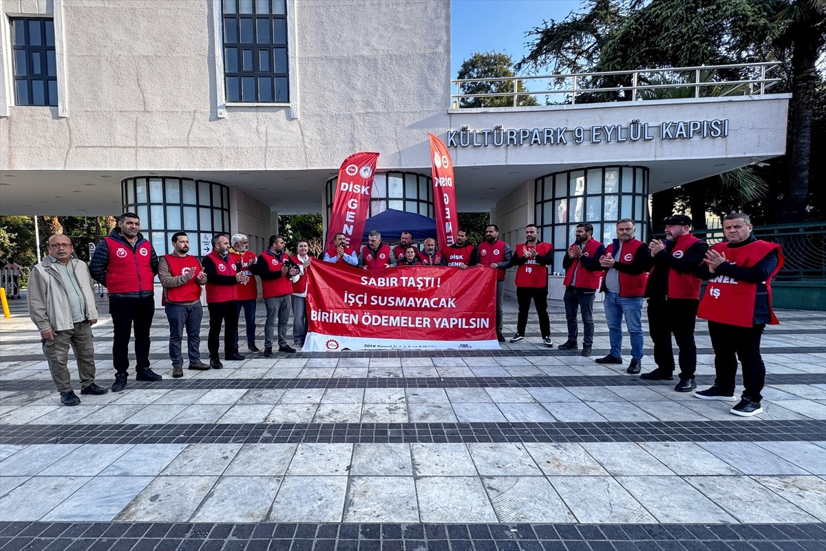 İzmir Büyükşehir Belediyesi iştiraki şirketlerinden İZELMAN, İZNERJİ ve İZFAŞ çalışanları 3 aydır...