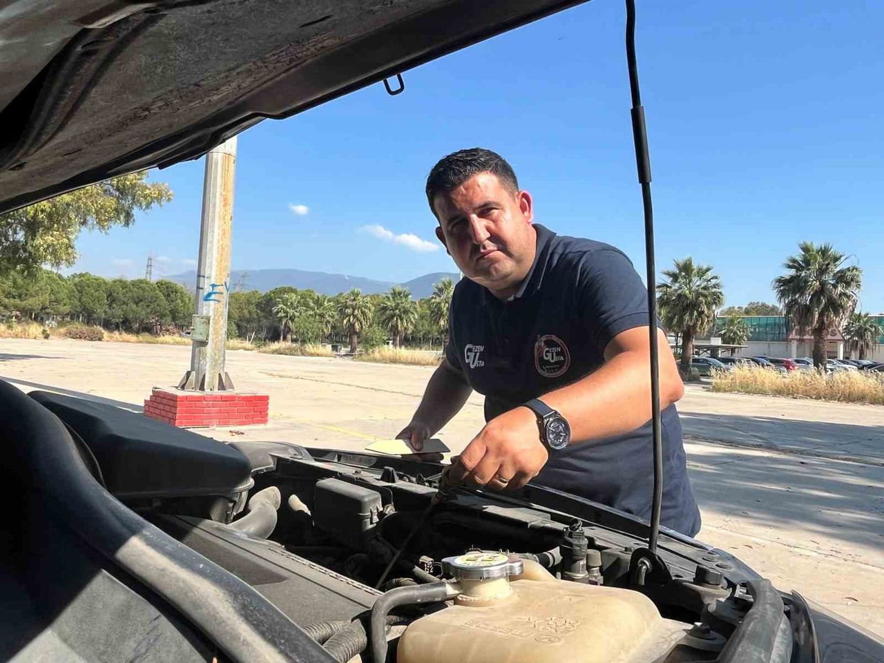 İZMİR MERKEZLİ SİSTEMİN KURUCUSU NİHAT PELDEK, FAHİŞ YOL MASRAFLARINI 10 KAT DÜŞÜRÜRKEN, 'SAZAN...