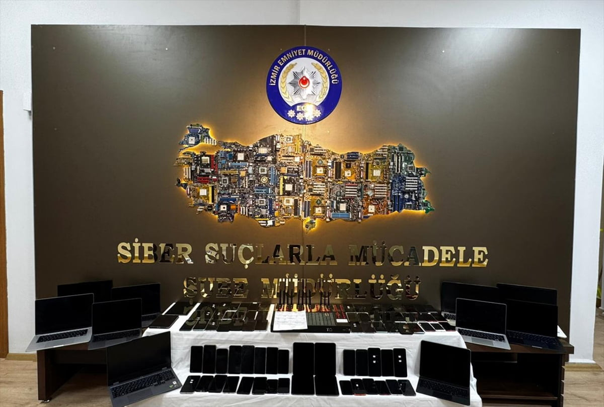 İzmir polisinin operasyonuyla çökertilen yasa dışı bahis örgütünün, birbirini tanımayan örgüt...