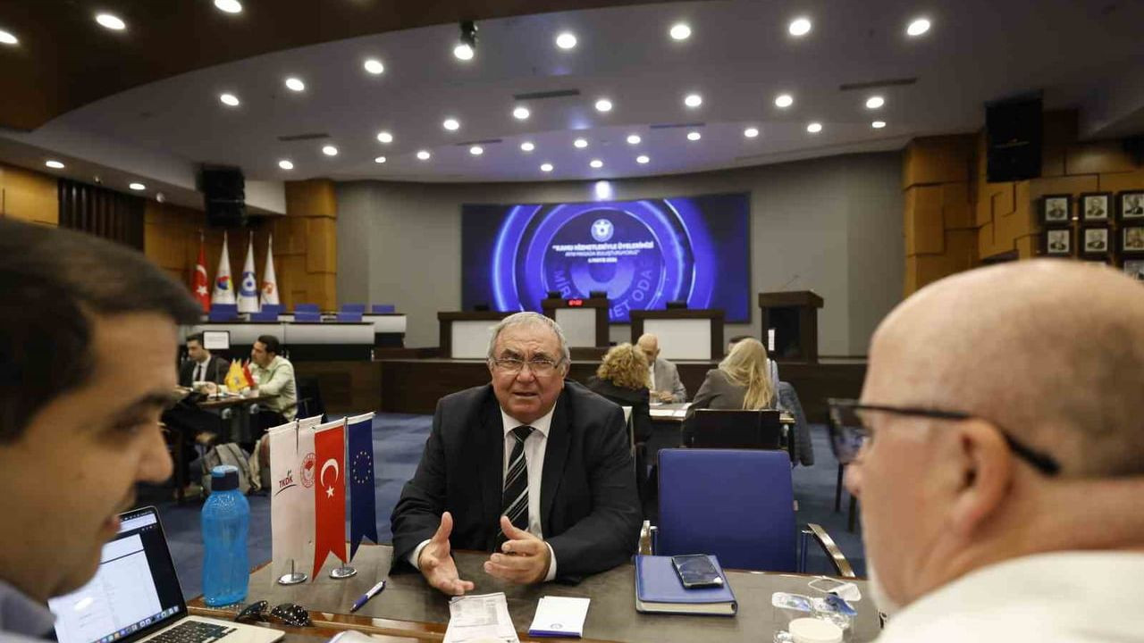 İzmir Ticaret Odası, Kamu Kurumları ile İş Dünyasını Buluşturdu