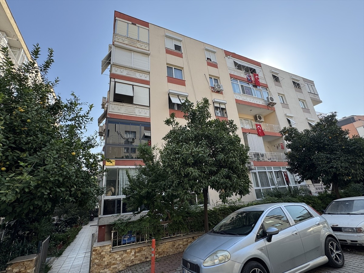 İzmir'de evini ofis olarak kullanan avukata belediye tarafından kesilen çevre temizlik vergisi ve...