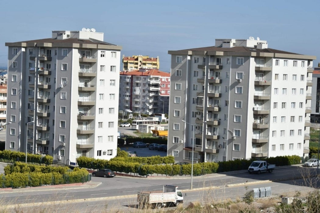 İZMİR'DE KONUT SATIŞLARI MAYIS AYINDA YÜZDE 30,2 AZALDI