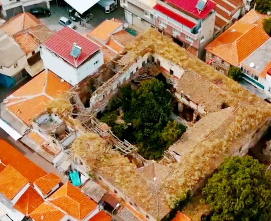 İZMİR'İN BERGAMA İLÇESİNDE OSMANLI DÖNEMİNDEN KALMA TARİHİ ÇUKURHAN, BERGAMA BELEDİYESİ TARAFINDAN...