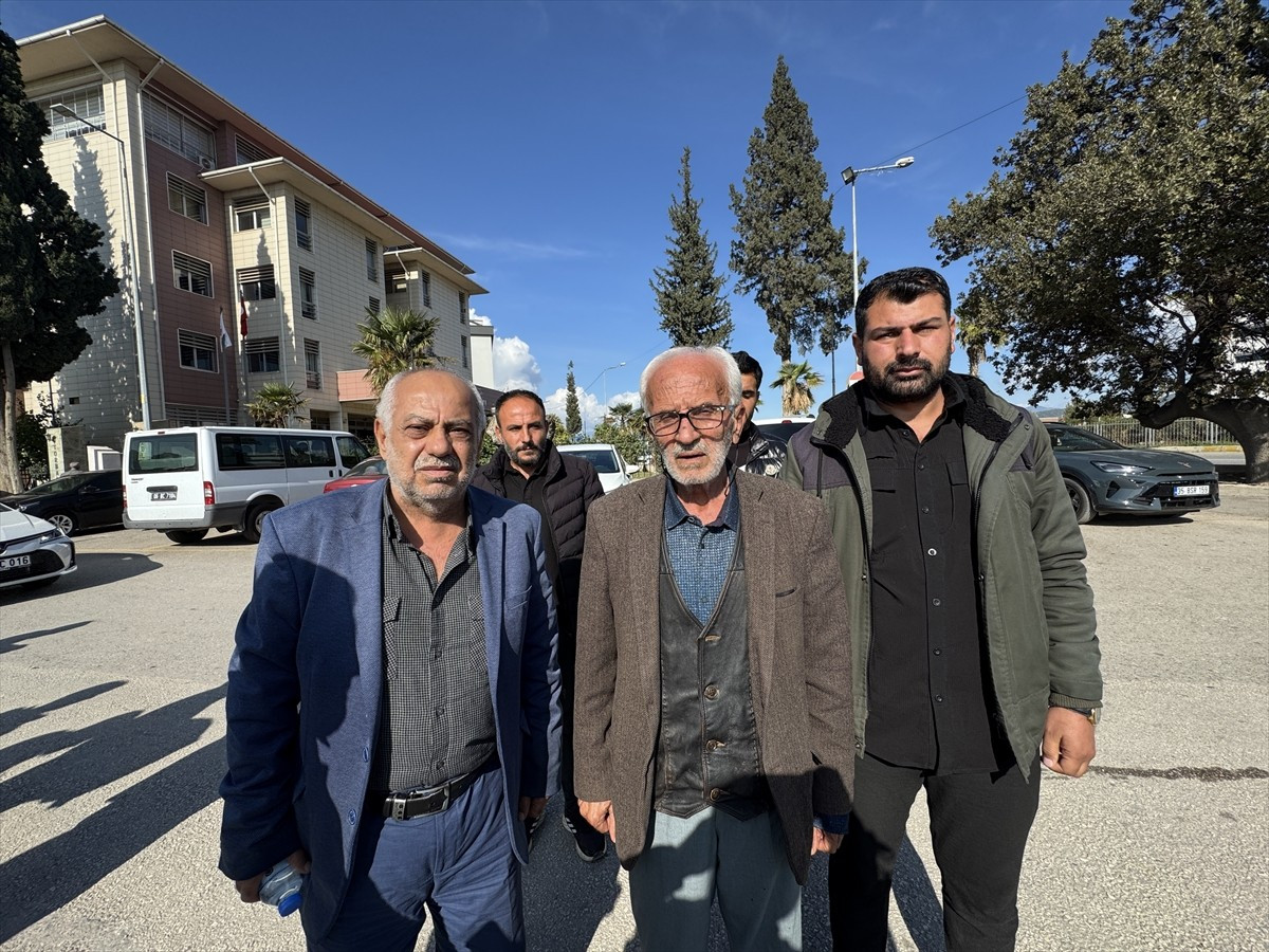 İzmir'in Torbalı ilçesinde bir lokantada 5 kişinin öldüğü, 63 kişinin yaralandığı patlamaya...