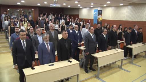 İzmir’de 15 Temmuz manşetleri bir kez daha atıldı