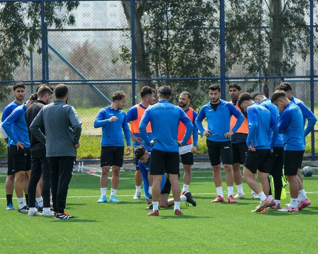İZMİRSPOR, BÖLGESEL AMATÖR LİG (BAL) 8. GRUP’TA SEZONU 15 TAKIM ARASINDA 9. SIRADA TAMAMLAMASINA...