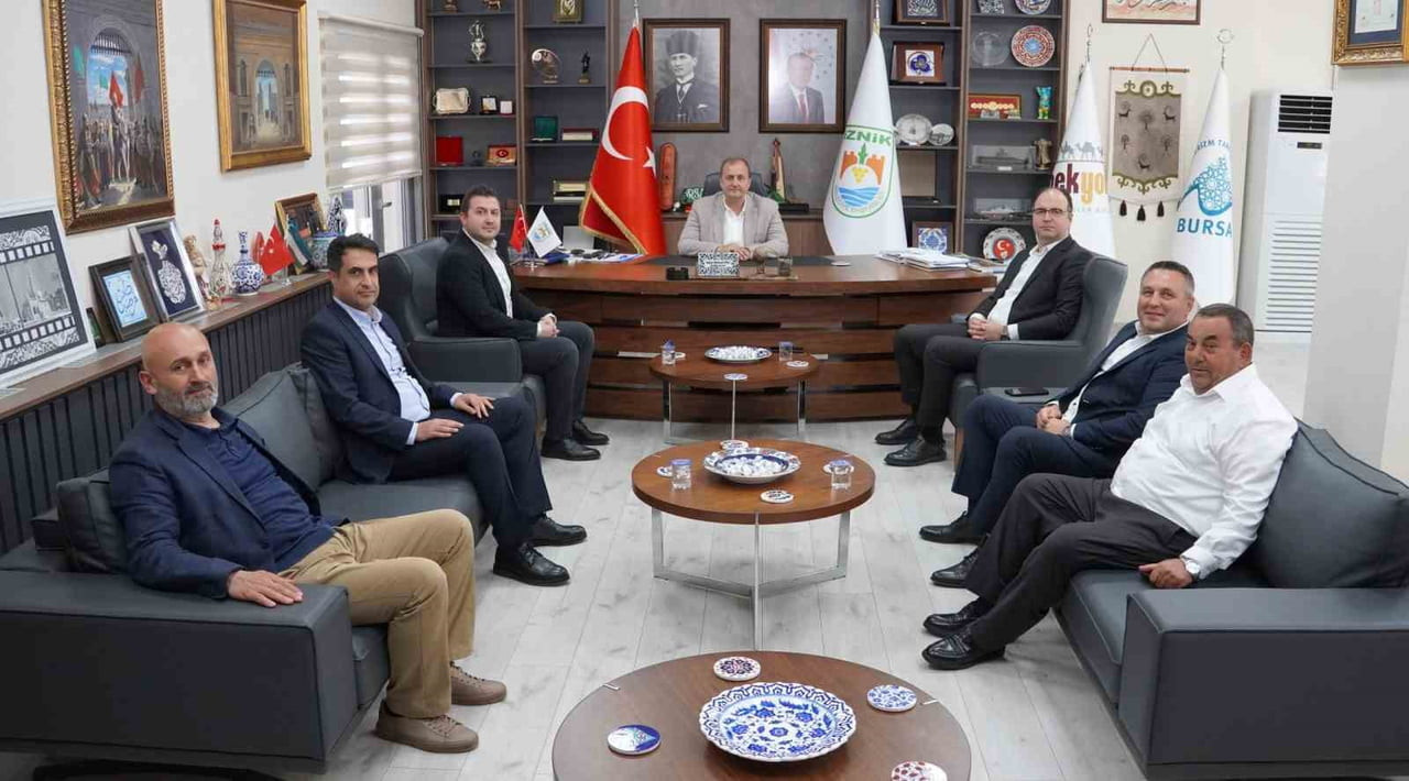 İZNİK’E BAĞLI HOCAKÖY, ÇAMDİBİ VE ÇİÇEKLİ MAHALLELERİNE DOĞALGAZ MÜJDESİ GELDİ.