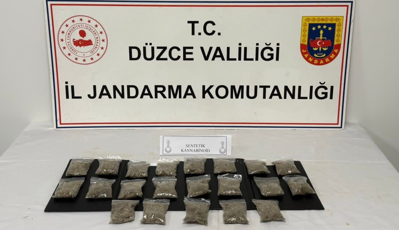 JANDARMA BİN 61 GRAM TÜTÜNE EMDİRİLMİŞ SENTETİK UYUŞTURUCU HAMMADDESİ, 255 GRAM KUBAR ESRAR, 225...