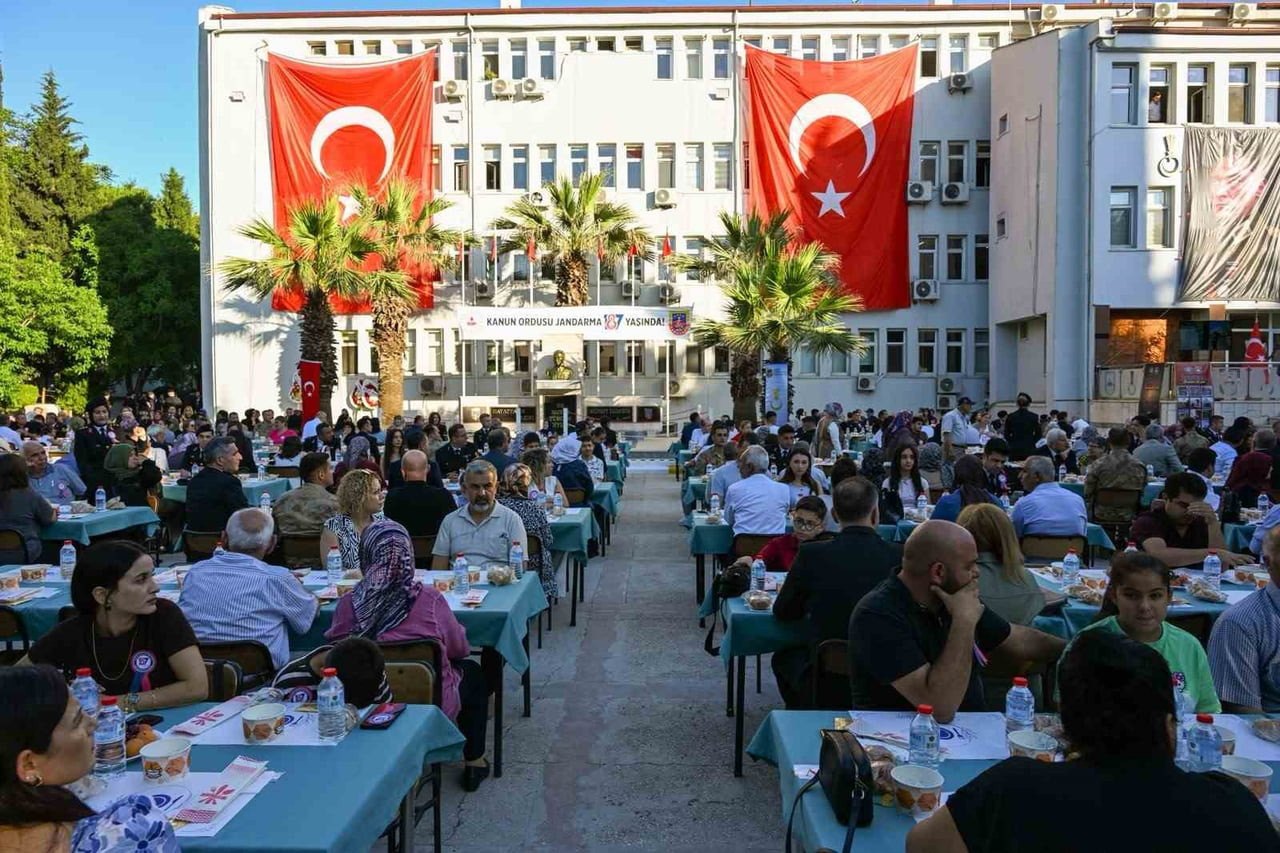 JANDARMA GENEL KOMUTANLIĞI’NIN 187. KURULUŞ YIL DÖNÜMÜ DOLAYISIYLA MANİSA İL JANDARMA KOMUTANLIĞI...