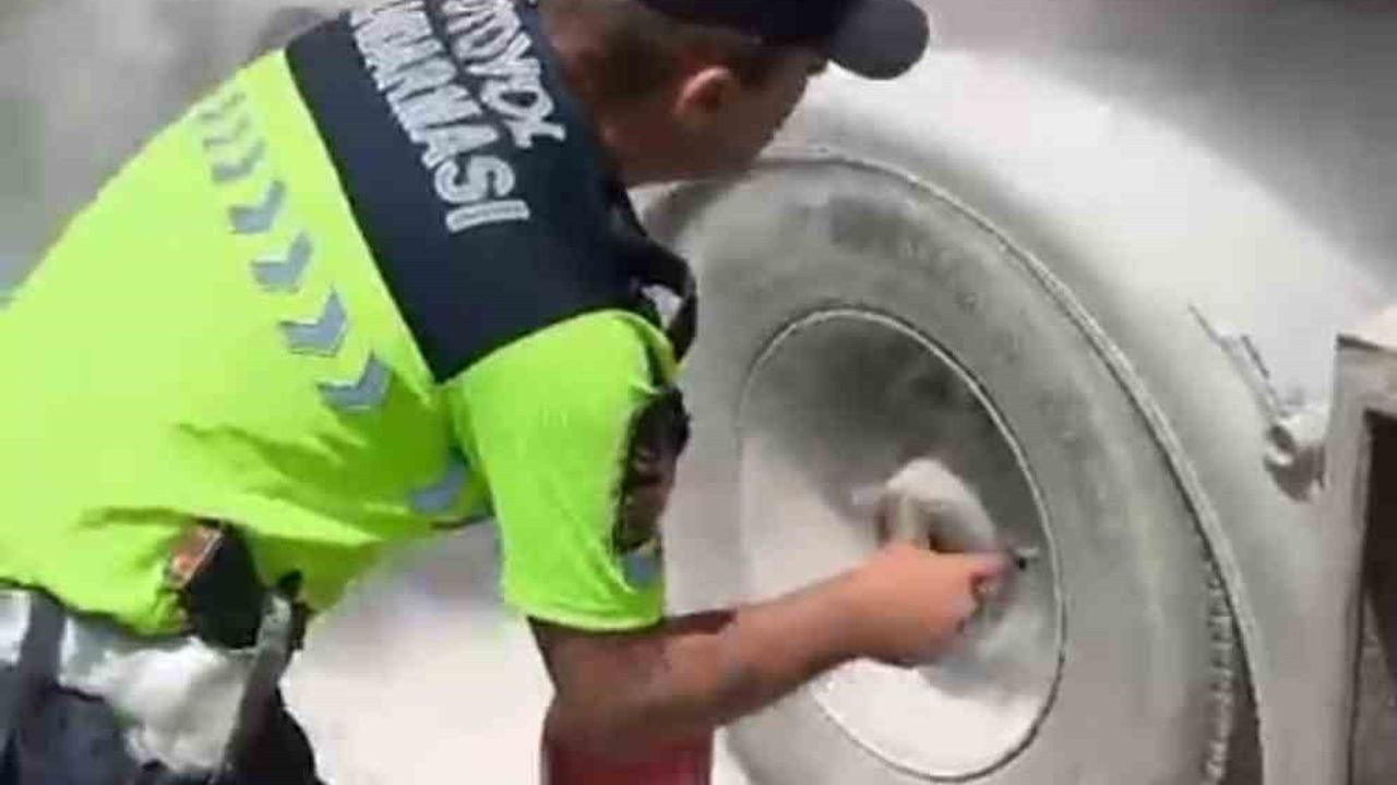 Jandarma, Şanlıurfa'da Büyük Bir Yangını Önledi