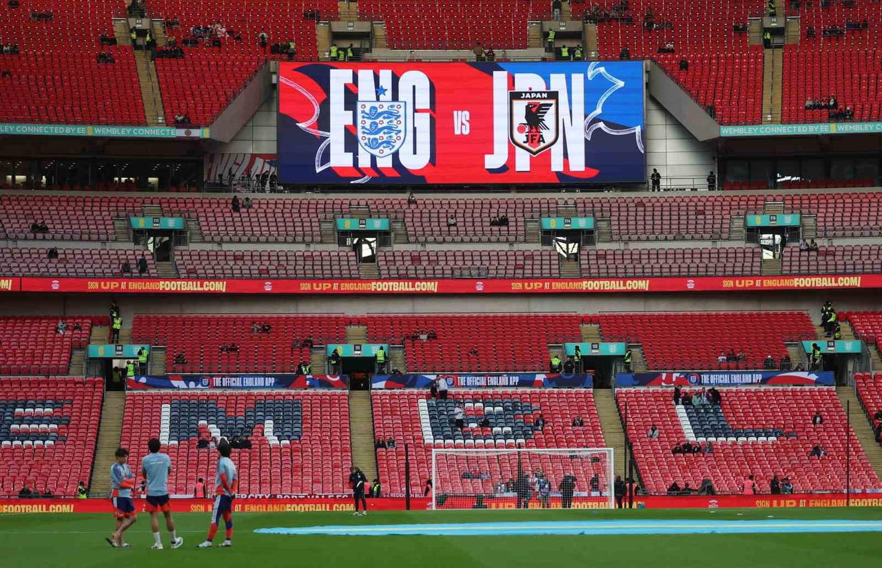 JAPONYA MİLLİ FUTBOL TAKIMI, HAZIRLIK MAÇINDA DEPLASMANDA İNGİLTERE’Yİ 1-0 MAĞLUP ETTİ....