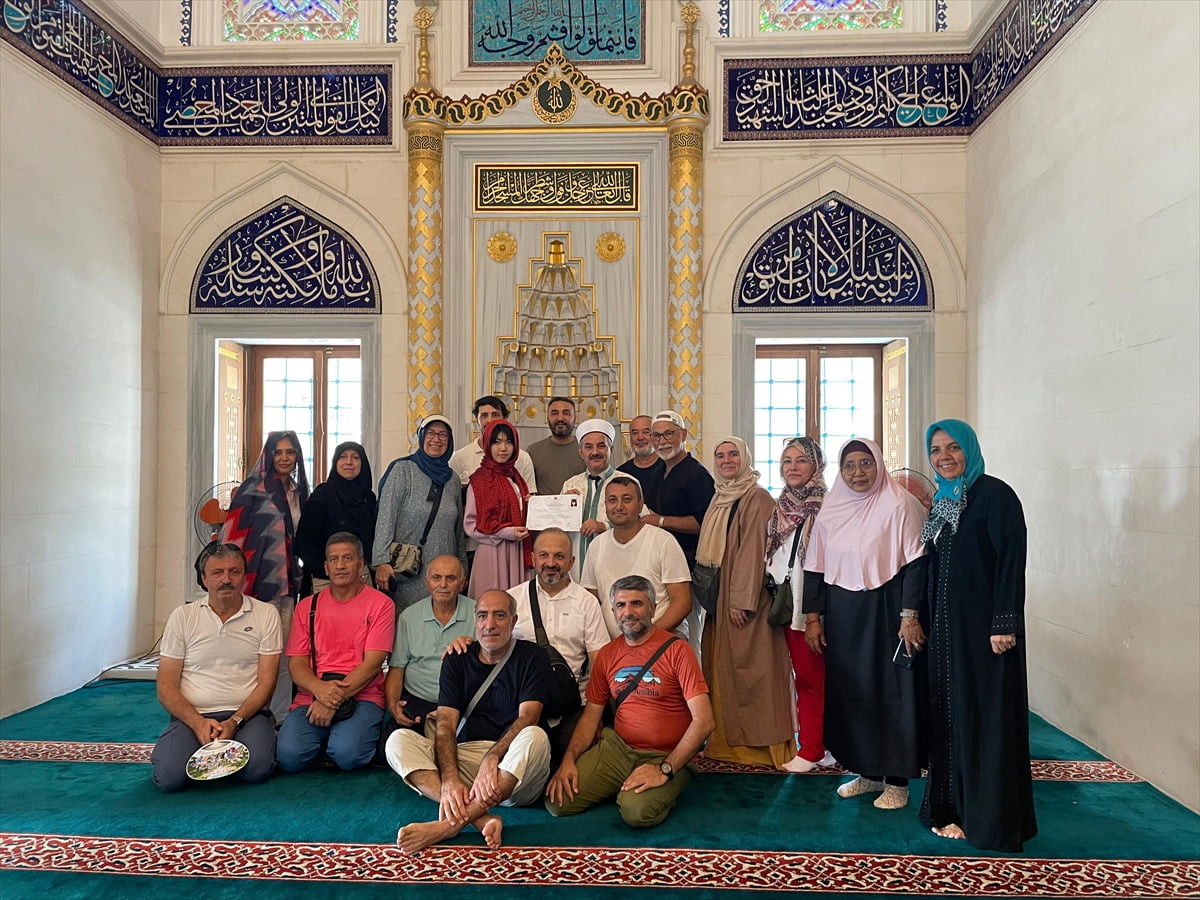Japonya'da ramazan ayının heyecanı, Tokyo Camisi Diyanet Türk Kültür Merkezi'nde verilen...