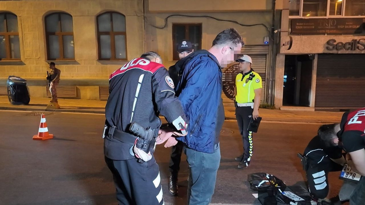 Kadıköy'de helikopter destekli asayiş denetimi: uyuşturucu ticaretinden gözaltı