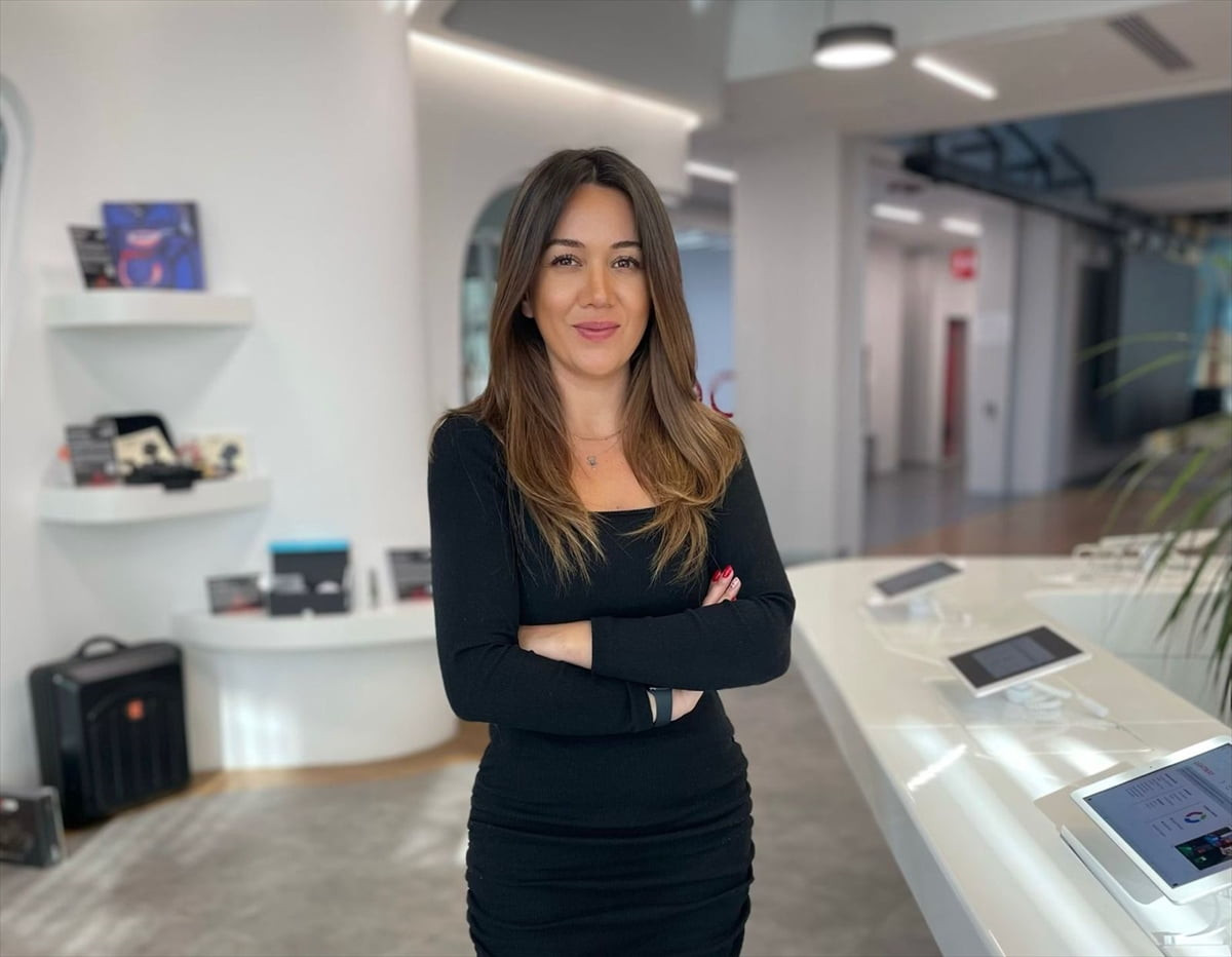 Kadın girişimci Hümeyra Ergin Işık, geliştirdiği pigment teknolojisiyle, enerjiden kozmetiğe...