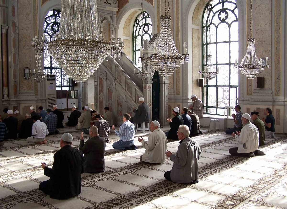Kadir Gecesi'nde nasıl tövbe edilir? Tevbe-i istiğfar duası okunuşu ve istiğfar duası nasıl yapılır, anlamı nedir?