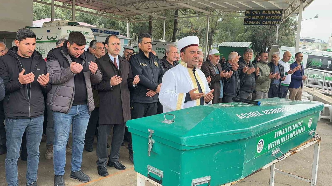 KADİRLİ’DE YAŞANAN SEL FELAKETİNDE HAYATINI KAYBEDEN FATİH ANBARCIOĞLU SON YOLCULUĞUNA...