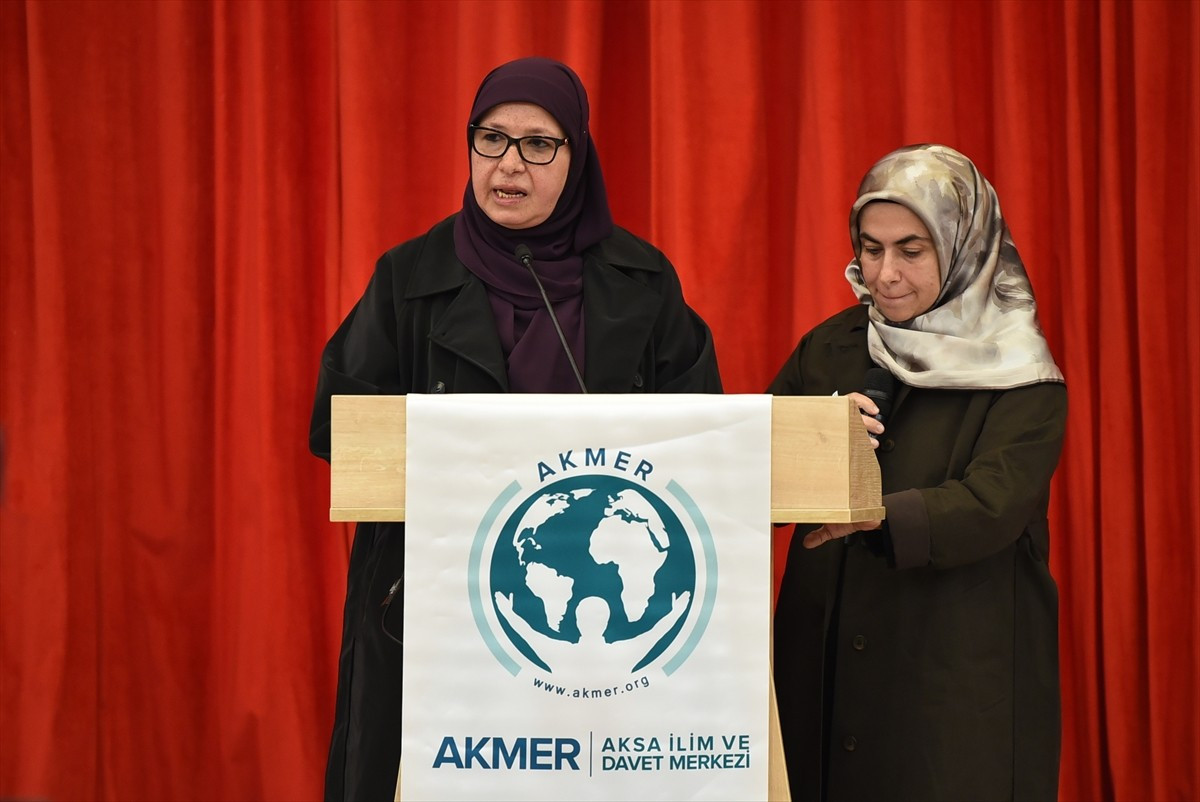 Kağıthane'de, Aksa İlim ve Davet Merkezince (AKMER), "Rachel Corrie'den Esma Biltaci'ye Adanmış...