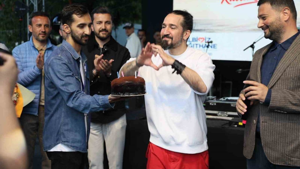 Kağıthane'de Gençler İçin 19 Mayıs Coşkusu