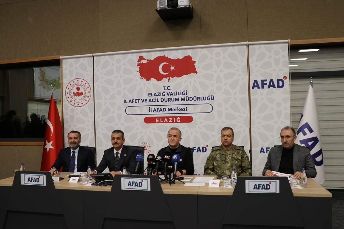 Kahramanmaraş merkezli 6 Şubat 2023'te meydana gelen depremlerin 3. yılı dolayısıyla Elazığ'da...