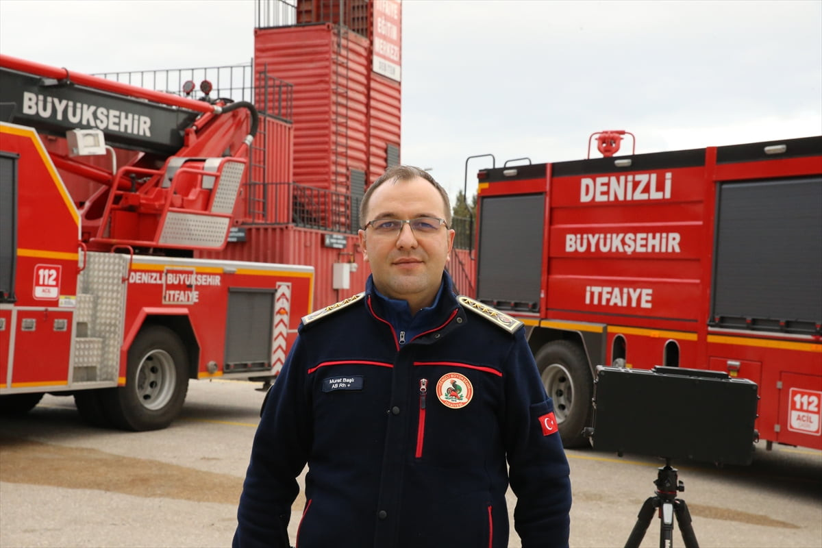 Kahramanmaraş merkezli 6 Şubat 2023'te meydana gelen depremlerin ardından Hatay'da arama kurtarma...