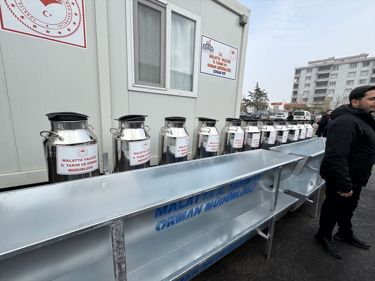 Kahramanmaraş merkezli 6 Şubat 2023'te meydana gelen depremlerin etkilediği Malatya'da, kalıcı...