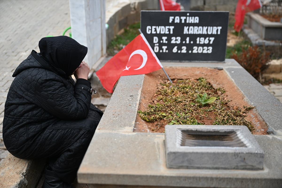 Kahramanmaraş merkezli 6 Şubat 2023'te yaşanan depremlerden etkilenen Gaziantep'te, afette...