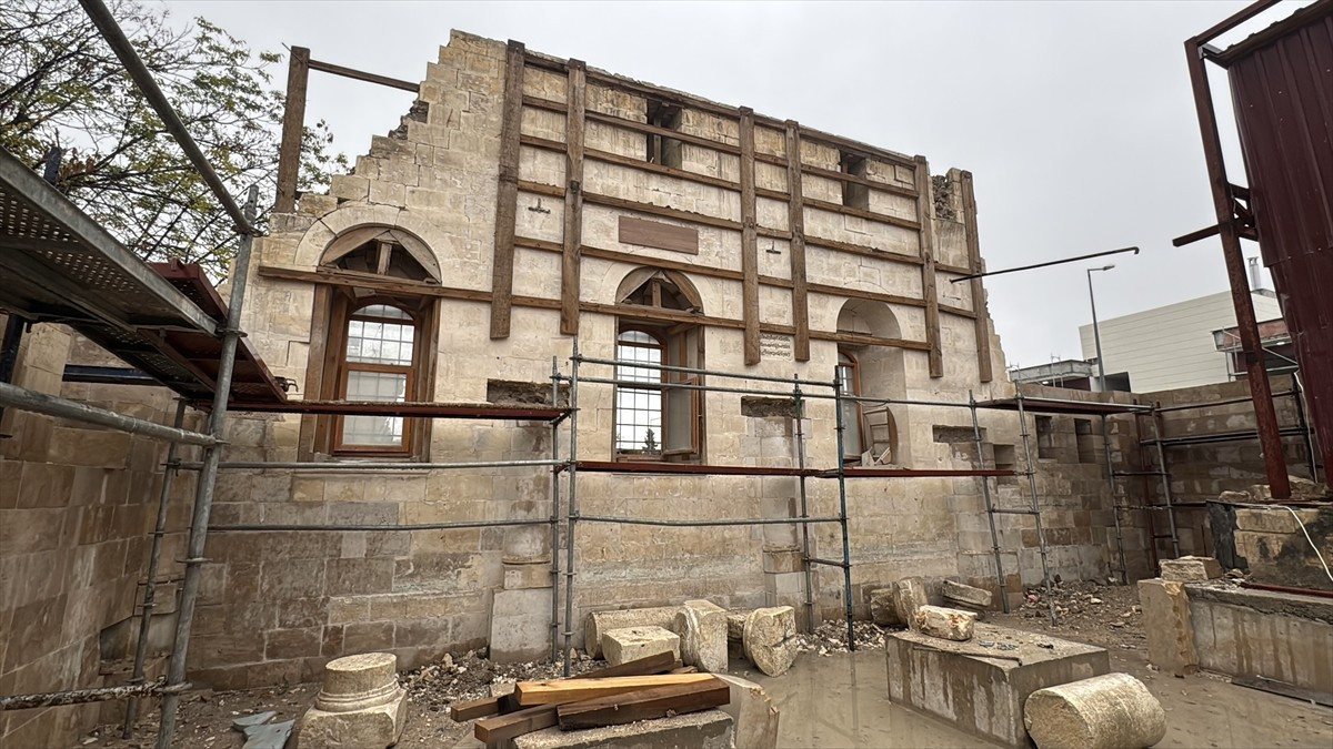 Kahramanmaraş merkezli 6 Şubat 2023'teki depremlerde Adıyaman'da yıkılan veya ağır hasar alan...