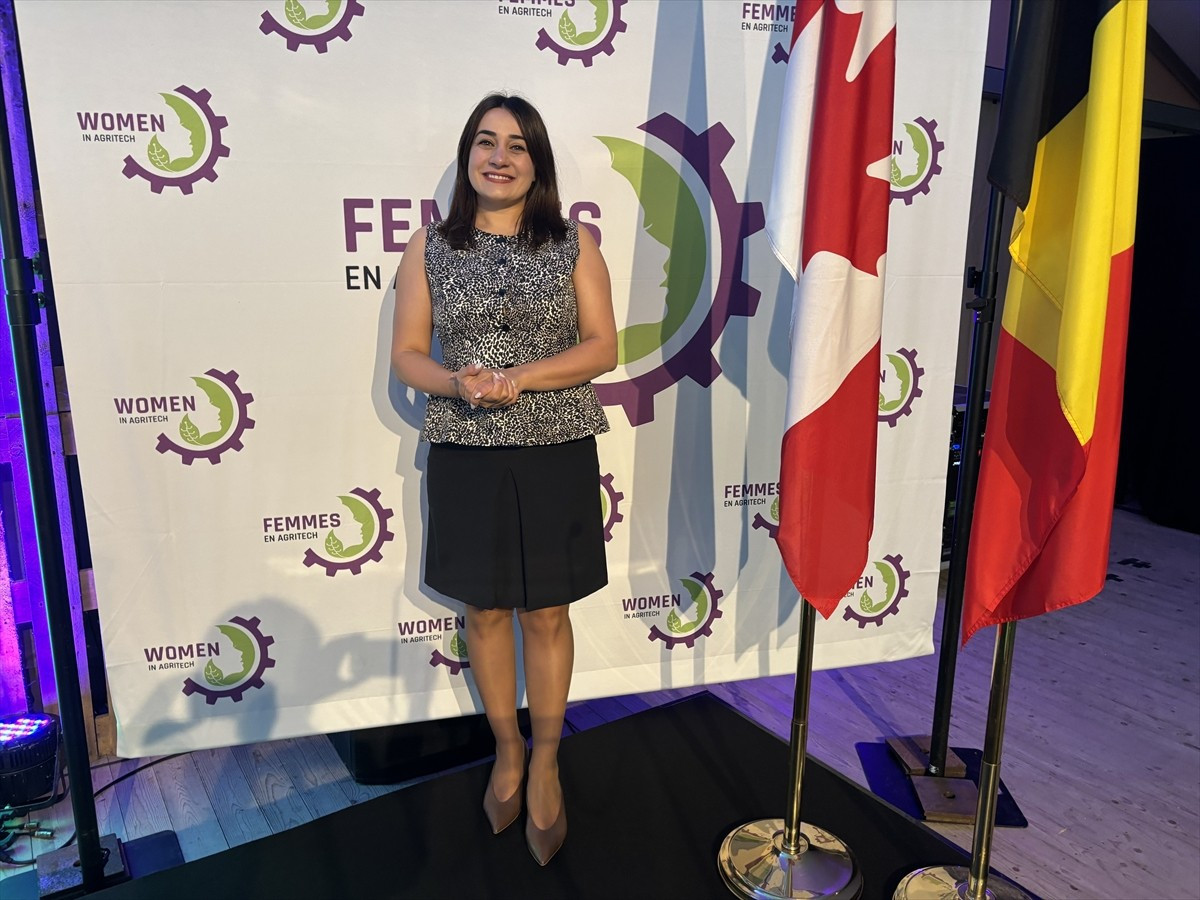 Kahramanmaraş merkezli depremlerin ardından defneden doğal sabun, nemlendirici krem ve serum gibi...