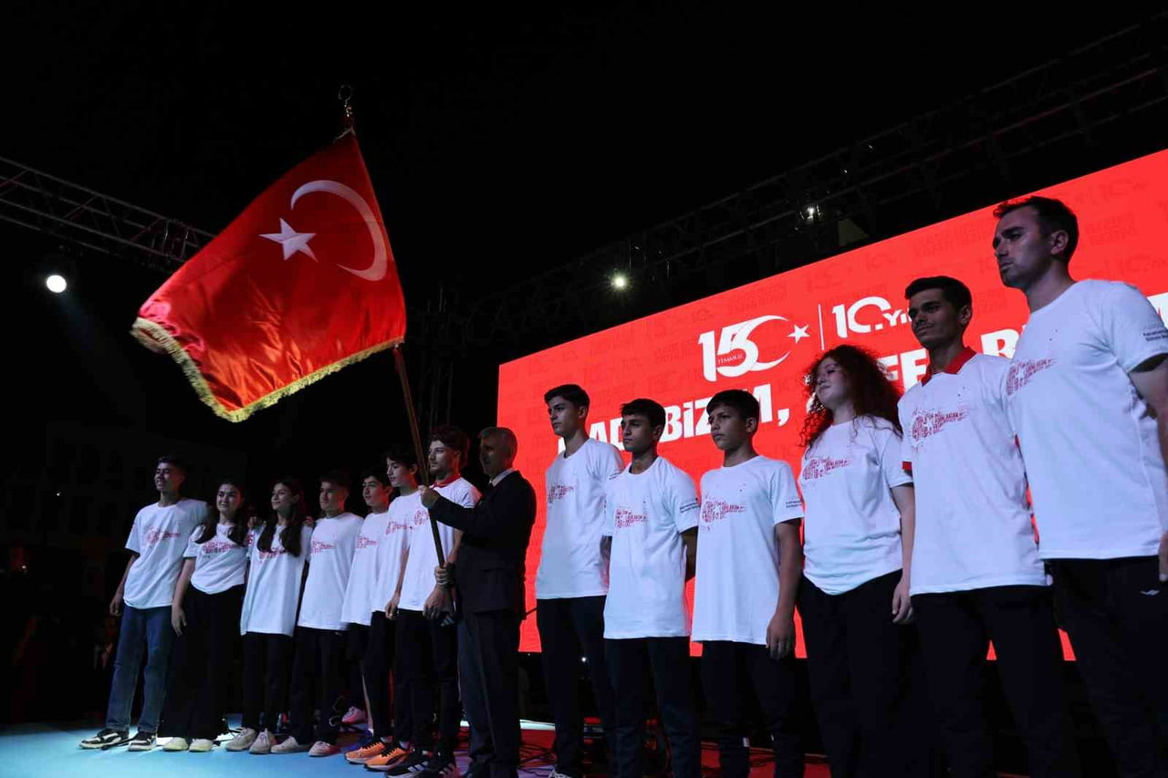 KAHRAMANMARAŞ'TA 15 TEMMUZ DEMOKRASİ VE MİLLİ BİRLİK GÜNÜ KAPSAMINDA DÜZENLENEN ANMA PROGRAMI...