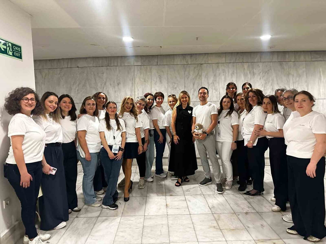 KALBİM SENİNLE YARDIMLAŞMA DERNEĞİ TARAFINDAN DÜZENLENEN VE YOĞUN İLGİ GÖREN KAAN SEKBAN STAND UP...