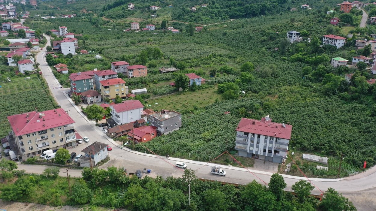 KALDIRIM ÇALIŞMALARININ YAPILDIĞI KAYABAŞI MAHALLESİ