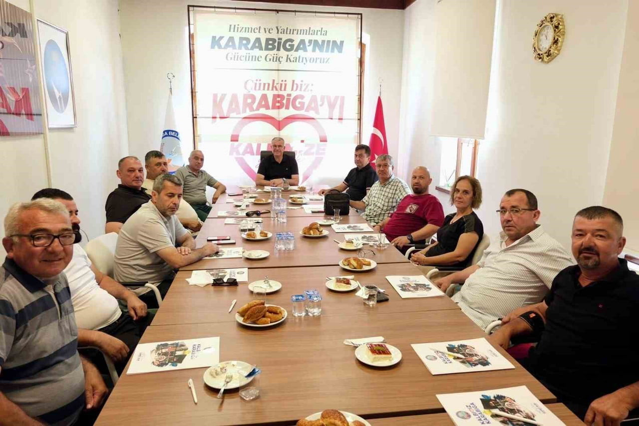 KARABİGA BELEDİYESİ TARAFINDAN HER AY DÜZENLİ OLARAK GERÇEKLEŞTİRİLEN İSTİŞARE TOPLANTILARINDA...