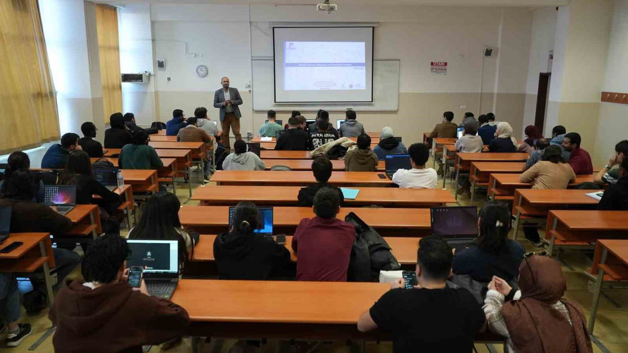 KARABÜK ÜNİVERSİTESİ (KBÜ), ERASMUS+ KA171 PROGRAMI KAPSAMINDA ULUSLARARASI AKADEMİK İŞ...