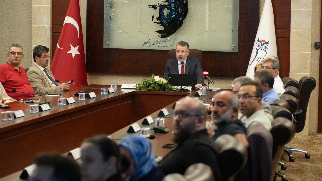 KARABÜK ÜNİVERSİTESİ (KBÜ) TEMMUZ AYI SENATO TOPLANTISI, REKTÖR PROF. DR. FATİH KIRIŞIK...
