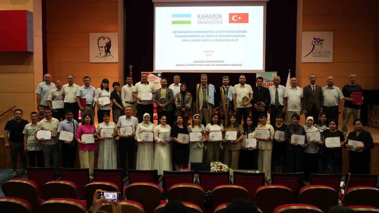 KARABÜK ÜNİVERSİTESİ'NDE (KBÜ), ÖZBEKİSTANLI AKADEMİSYENLERE YÖNELİK DÜZENLENEN 114 SAATLİK...