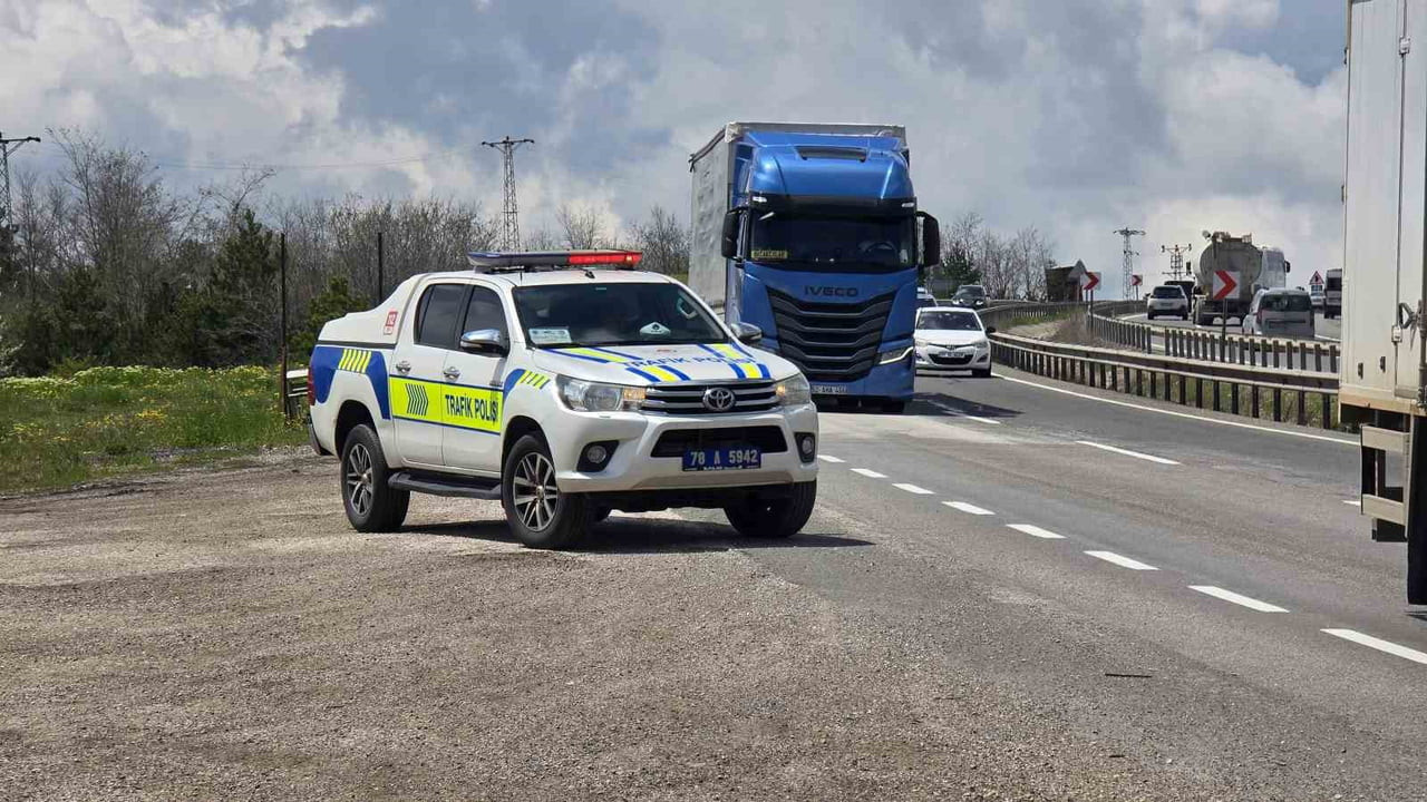 KARABÜK VALİLİĞİ, KURBAN BAYRAMI TATİLİ DÖNÜŞÜ ARTMASI BEKLENEN TRAFİK YOĞUNLUĞU NEDENİYLE KAMYON...