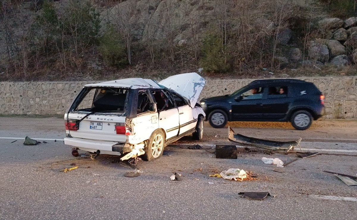 Karabük'ün Safranbolu ilçesinde devrilen cipteki 1'i çocuk 2 kişi öldü, 4'ü çocuk 7 kişi...