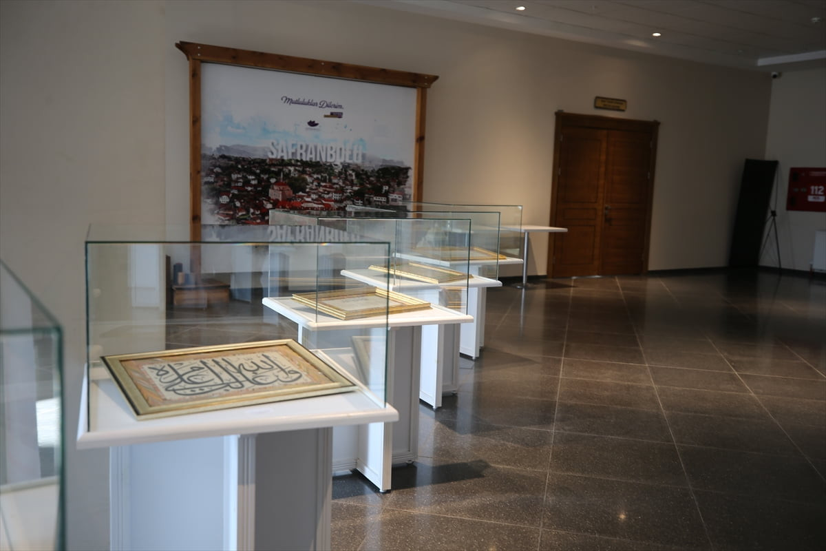 Karabük'ün Safranbolu ilçesinde, koleksiyoner Yalçın Açıkgöz'ün 20 yıllık birikimiyle oluşturduğu...