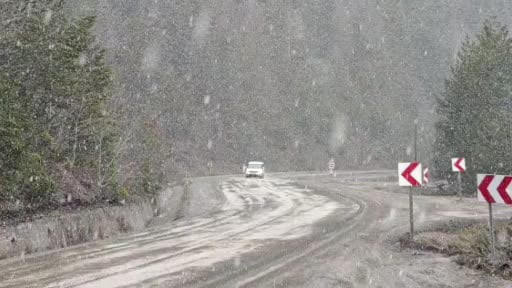 Karabük'ün yüksek kesimlerinde kar yağışı yeniden başladı