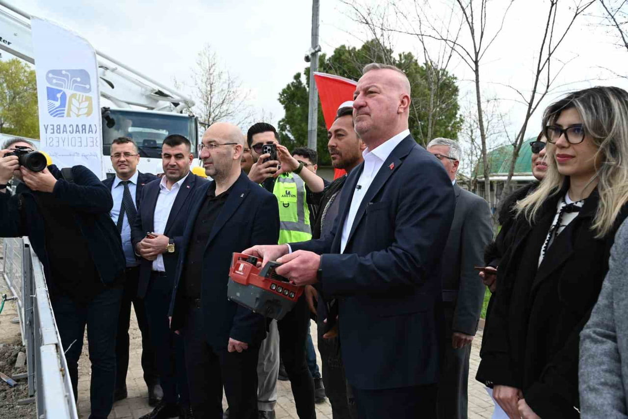 KARACABEY BELEDİYESİ, İLÇEYE MODERN BİR SOSYAL YAŞAM ALANI KAZANDIRACAK HAMAM-SAUNA, KAFETERYA VE...