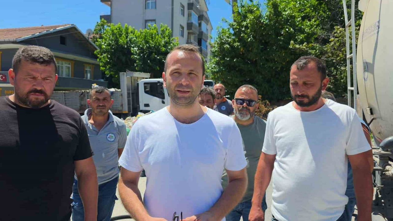 KARADENİZ EREĞLİ BELEDİYESİ TEMİZLİK İŞLERİ MÜDÜRÜ KORAY SİVRİKAYA, PERSONELİN DİKKATİ SAYESİNDE...
