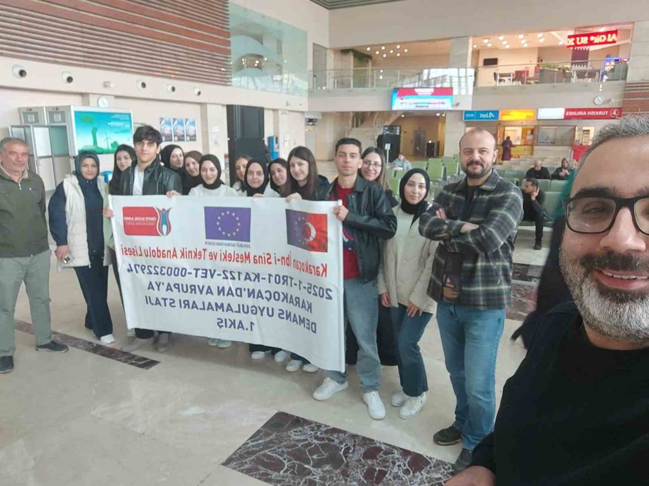 KARAKOÇAN İBN-İ SİNA MESLEKİ VE TEKNİK ANADOLU LİSESİ’NİN ERASMUS+ PROJESİ KAPSAMINDA 12 ÖĞRENCİ...