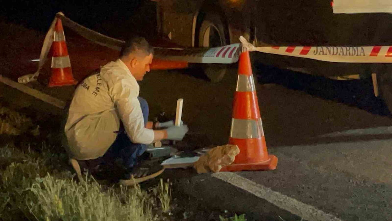 KARAMAN'DA KULLANDIĞI YAKIN TANKERİNİN DİREKSİYONUNDA KALP KRİZİ GEÇİREN 55 YAŞINDAKİ NAZIM...