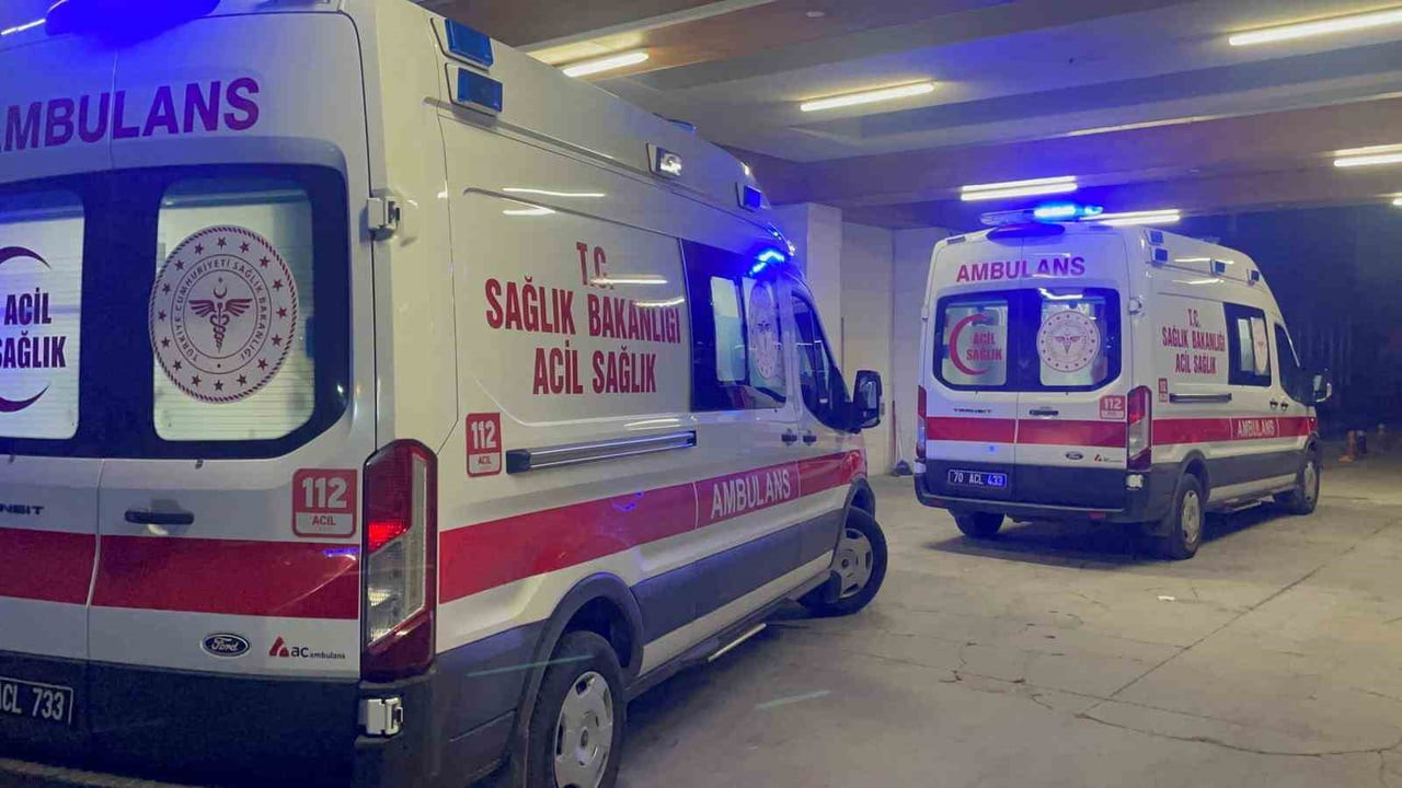 KARAMAN’DA BİR KADIN, TARTIŞTIĞI DİNİ NİKAHLI KOCASINI KARNINDAN BIÇAKLAYARAK YARALADI.